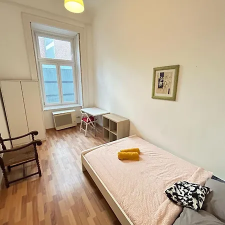 Vintage Heaven Oasis *