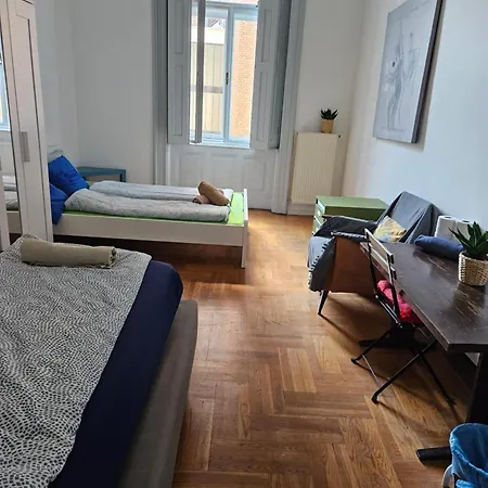Hostel Ligeti Ruin Budapest