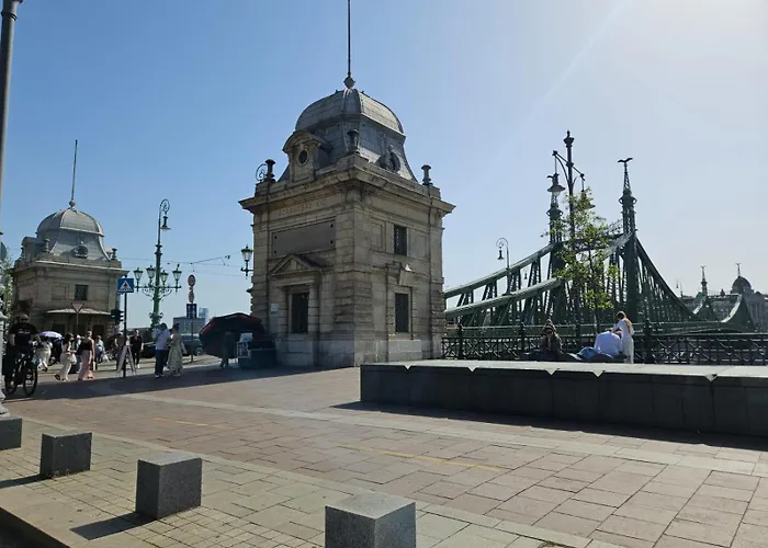 Хостел Vintage Heaven Oasis *