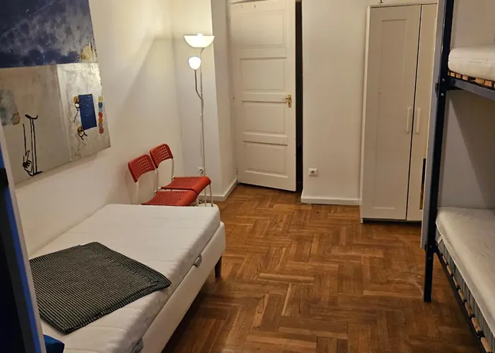 Vintage Heaven Oasis Hostel